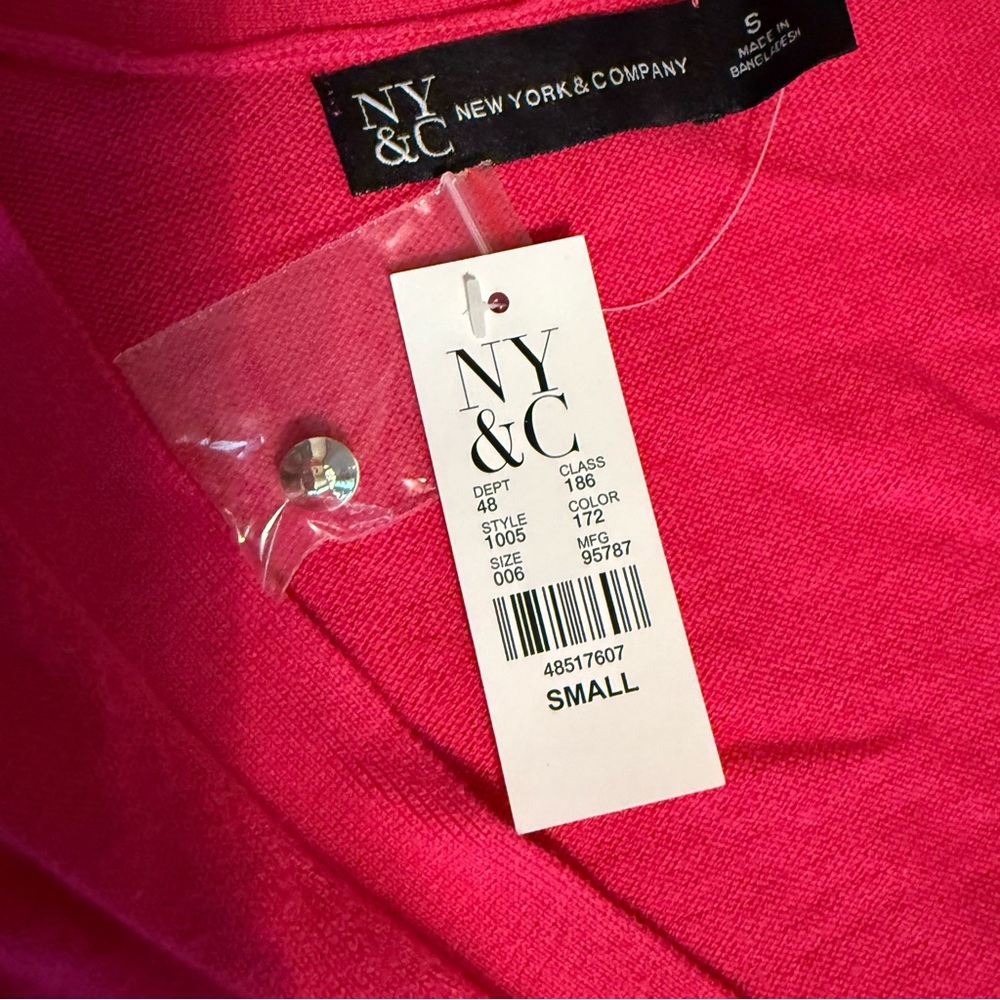 NWT New York & Company Bright Pink Short Sleeve Jewel Button Cardigan Sweater S - Picture 3 of 4
